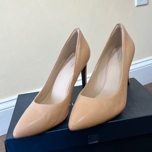 Cole Haan leather heels Size 9.5- cream